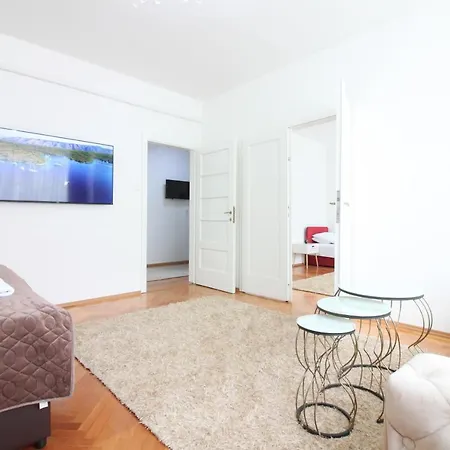 Roma At Bascarsija *